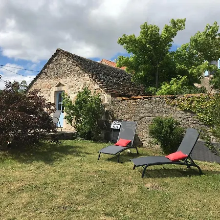 Le Gite Du Larzac A Brunas Creissels Exterior photo